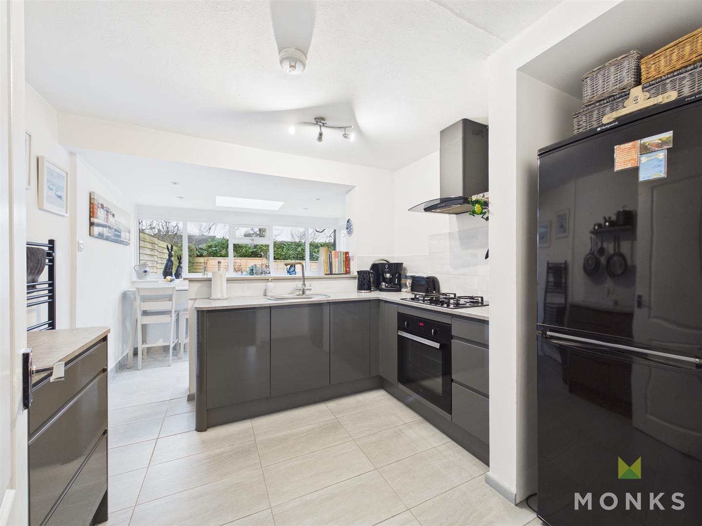 18 Meadow Close, Oswestry, SY11 2EB For Sale